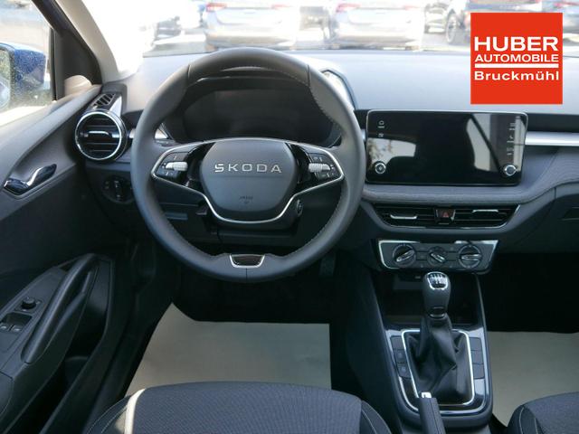 Skoda Fabia Selection 1.0 TSI *PDC-HI*LED*SHZ*NAVI-&Uuml;BER-SMARTLINK*KLIMA*BLUETOOTH 