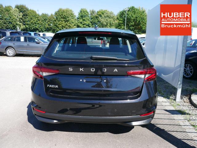 Skoda Fabia Selection 1.0 TSI *NAVI-ÜBER-SMARTLINK*LED*PDC-HI*SHZ*KLIMA*BLUETOOTH 