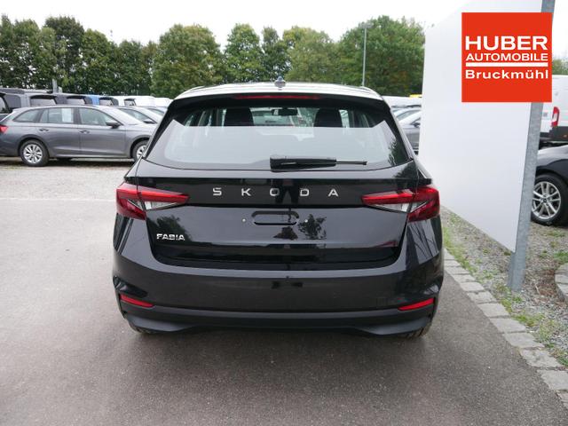 Skoda Fabia Selection 1.0 TSI *PDC-HI*WINTERPAKET*SMARTLINK*LED*SHZ*KLIMA*BLUETOOTH 
