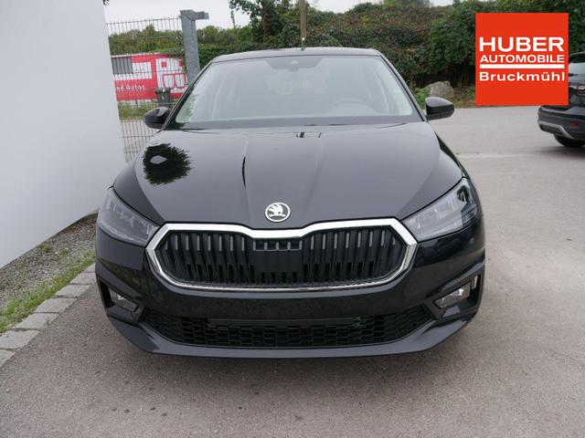 Skoda Fabia Selection 1.0 TSI *NAVI-ÜBER-SMARTLINK*LED*PDC-HI*SHZ*KLIMA*BLUETOOTH 