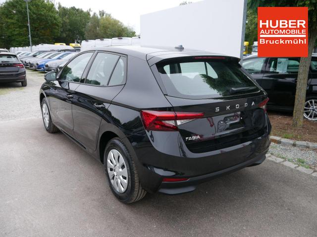Skoda Fabia Selection 1.0 TSI *PDC-HI*WINTERPAKET*SMARTLINK*LED*SHZ*KLIMA*BLUETOOTH 