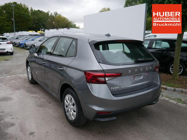 Skoda Fabia Selection 1.0 TSI *WINTERPAKET*SMARTLINK*LED*PDC-HI*SHZ*KLIMA*BLUETOOTH 