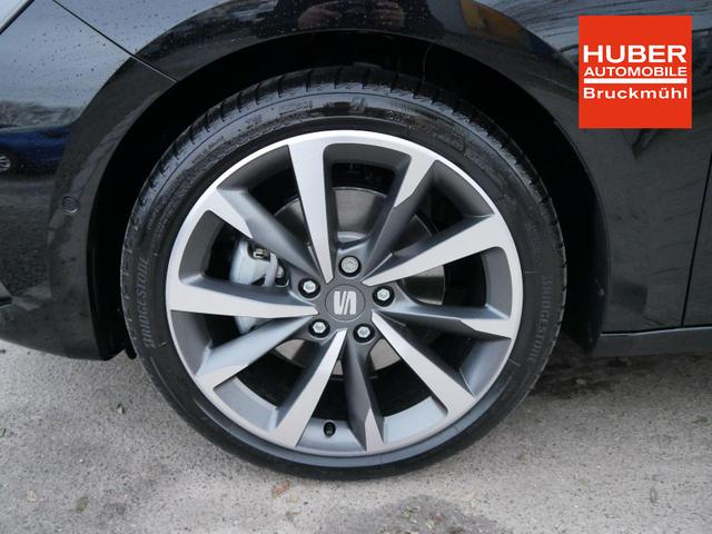 SEAT Leon Sportstourer FR Kombi 2.0 TDI DSG*NAVI*ACC*PDC*5j-GARANTIE*LED*SHZ*TEMPOMAT*18-ZOLL* 