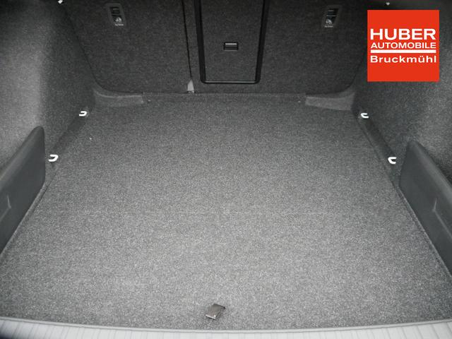 Skoda Octavia Combi Selection 2.0 TDI DSG Selection*ACC*NAVI*PDC*LED*SHZ*AHK-SCHWENKBAR*TEMPOMAT 