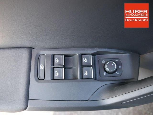 SEAT Leon Sportstourer FR 2.0 TDI Kombi DSG*NAVI*TEMPOMAT*KAMERA*KEYLESS-GO*VIRTUAL COCKPIT* 