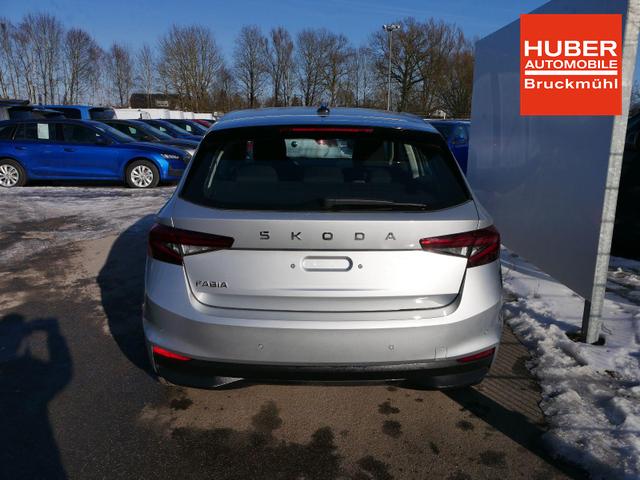 Skoda Fabia Selection 1.0 TSI*LED*PDC-HI*SMARTLINK*SHZ*BLUETOOTH*FRONT-ASSIST 