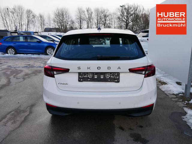 Skoda Fabia Selection 1.0 TSI *NAVI-&Uuml;BER-SMARTLINK*PDC-HI*LED*SHZ*KLIMA*RADIO 