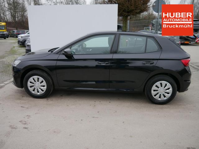 Skoda Fabia Selection 1.0 TSI *PDC-HI*LED*SHZ*NAVI-&Uuml;BER-SMARTLINK*KLIMA*BLUETOOTH 