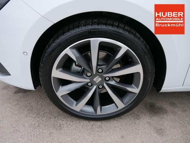 SEAT Leon FR 2.0 TDI DSG*RFK*NAVI*TEMPOMAT*TRAVEL ASSIST* FULL LINK* KEYLESS-GO* 