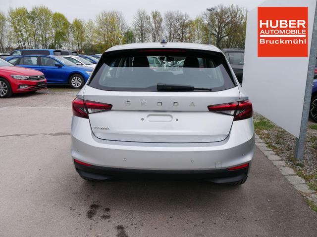 Skoda Fabia Selection 1.0 TSI *LED*PDC-HI*SMARTLINK*SHZ*BLUETOOTH*FRONT-ASSIST 