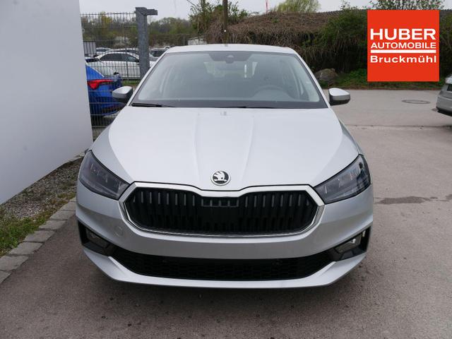 Skoda Fabia Selection 1.0 TSI *LED*PDC-HI*SMARTLINK*SHZ*BLUETOOTH*FRONT-ASSIST 