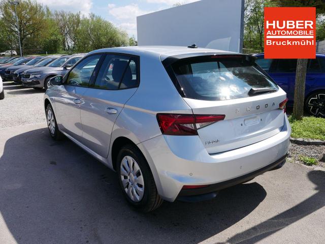 Skoda Fabia Selection 1.0 TSI DSG*NAVI-&Uuml;BER-SMARTLINK*LED*PDC-HI*SHZ*DAB*KLIMA 