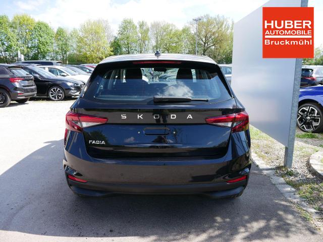 Skoda Fabia Selection 1.0 TSI DSG*NAVI-&Uuml;BER-SMARTLINK*LED*PDC-HI*SHZ*DAB*KLIMA 