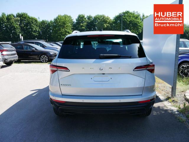 Skoda Karoq Selection 1.5 TSI DSG*ACC*PDC*KAMERA*TEMPOMAT*LED*SMARTLINK*KLIMA*RADIO*17-ZOLL 