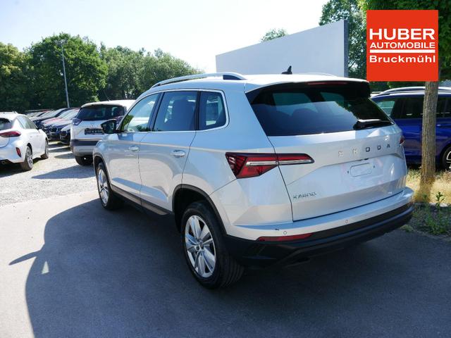 Skoda Karoq Selection 1.5 TSI DSG*ACC*PDC*KAMERA*TEMPOMAT*LED*SMARTLINK*KLIMA*RADIO*17-ZOLL 