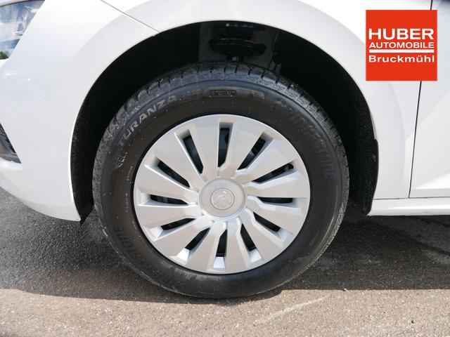 Skoda Kamiq Selection 1.0 TSI DSG*AHK-SCHWENKBAR*TEMPOMAT*PDC-HINTEN*KEYLESS-GO*SHZ* 