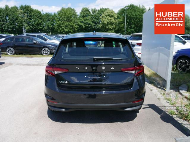 Skoda Fabia Selection 1.0 TSI *NAVI-&Uuml;BER-SMARTLINK*PDC-HI*LED*SHZ*KLIMA*RADIO 