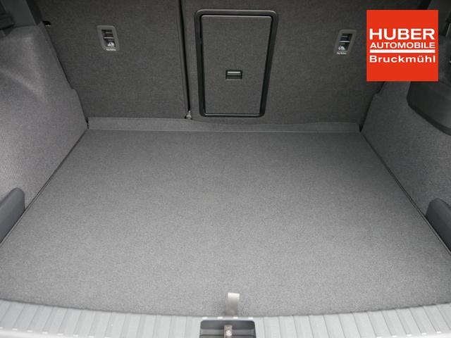 Skoda Karoq Sportline 2.0 TSI 4x4 DSG DSG*ACC*AHK-SCHWENKBAR*PDC-HINTEN*KESSY*LENKRADHEIZUNG* 