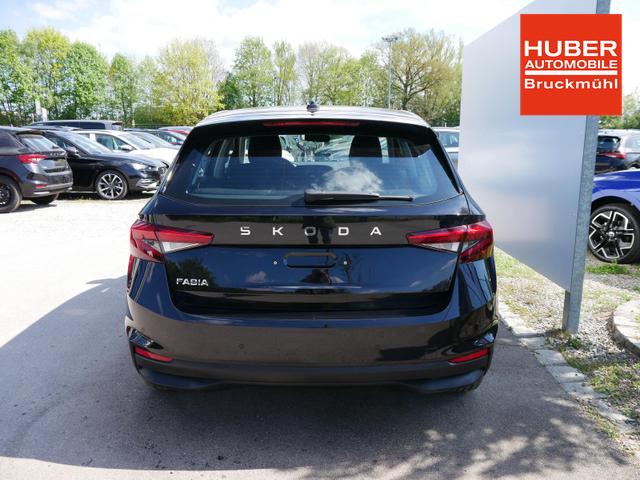 Skoda Fabia Selection 1.0 TSI DSG*NAVI-&Uuml;BER-SMARTLINK*LED*PDC-HI*SHZ*DAB*KLIMA 