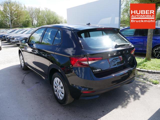 Skoda Fabia Selection 1.0 TSI DSG*NAVI-&Uuml;BER-SMARTLINK*LED*PDC-HI*SHZ*DAB*KLIMA 