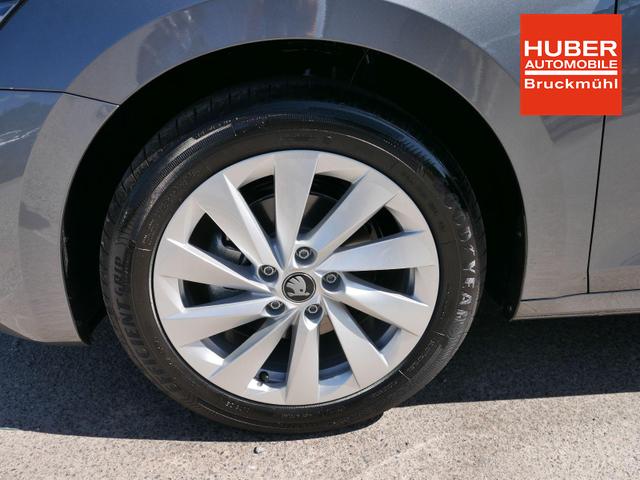 Skoda Octavia Combi Selection 2.0 TDI DSG*AHK-SCHWENKBAR*ACC*LED*PDC*SHZ*SMARTLINK 