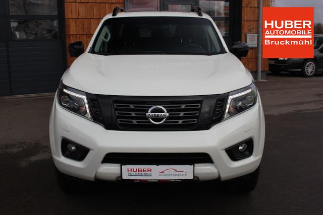 Nissan Navara NP300 2.3l dCi KAT DC 4x4 N-GUARD AHK/SCHIEBEDACH/NAVI 