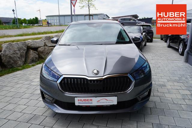 Skoda Fabia 1.0l 70kW TSI Selection LED/CARPLAY/KAMERA/5-T&Uuml;RIG 