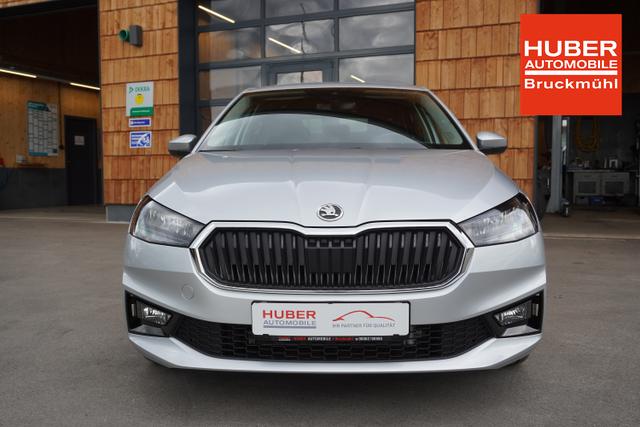 Skoda Fabia 1.0l 70kW TSI Selection LED/CARPLAY/KAMERA/5-T&Uuml;RIG 