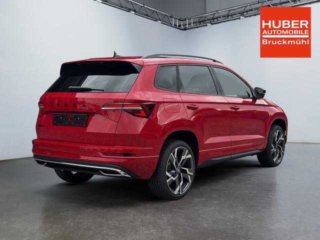 Neue Skoda Karoq Sportline top Austastung 