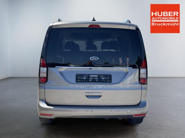 Ford Grand Tourneo Titanium