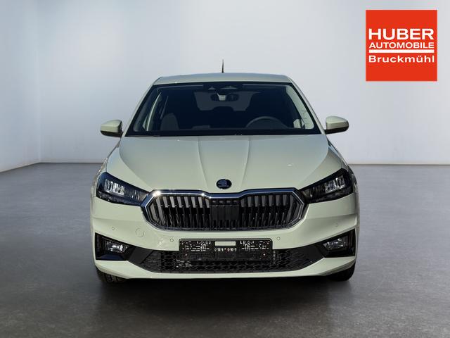 Skoda Fabia Extra Plus 1,5 TSI 2 ZoKlima ACC Navi 2x Einparkhilfe Kessy beheiztes Lenkrad Sitzheizung Sunset 5J Garantie 