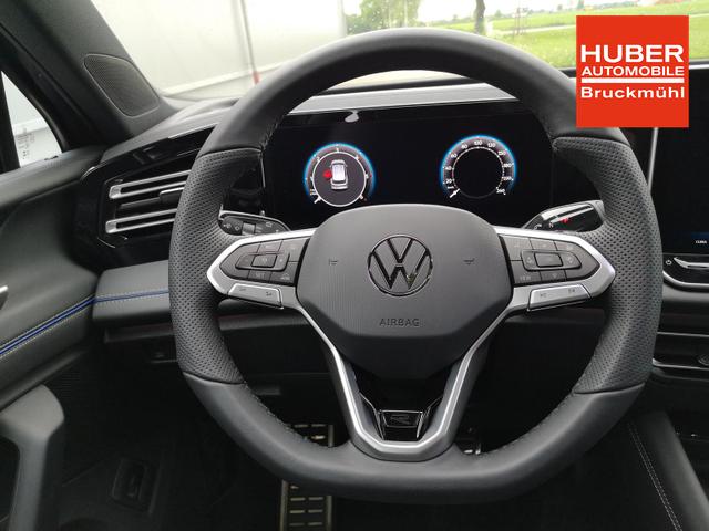 Volkswagen Tiguan 2.0 TDI 110 kW R-Line DSG Head Up Black 360 AHK 