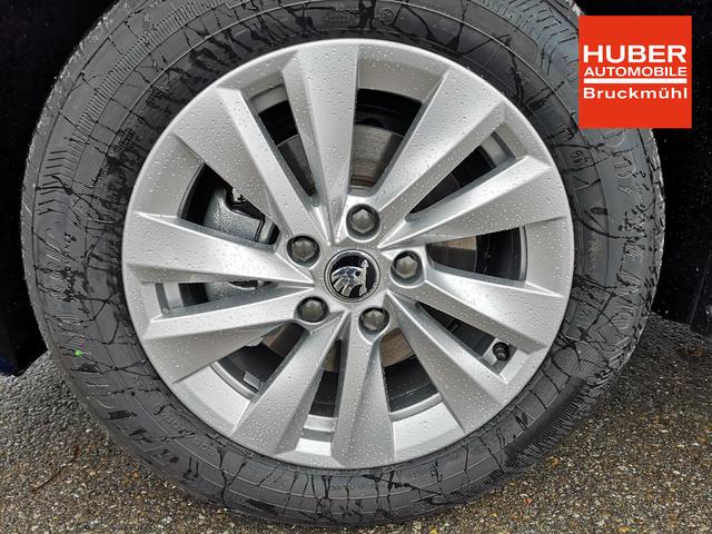 Skoda Octavia Combi 2.0 TDI 110 kW Selection Kombi DSG Navi PDC GV5 el. Hk 