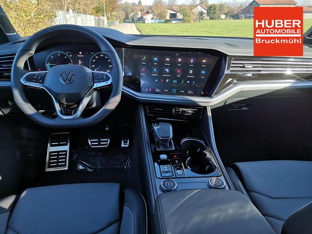 Volkswagen Touareg 3.0 TDI 210 kW 4Motion R-Line V6 UPE 113.880 € 