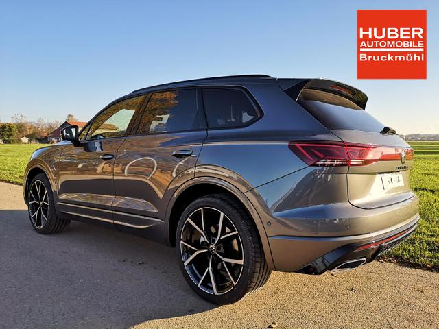 Volkswagen Touareg 3.0 TDI 210 kW 4Motion R-Line V6 UPE 113.880 € 