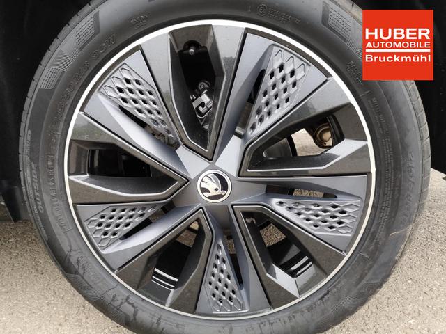 Skoda Karoq Sportline 1.5TSI DSG AHK Matrix ACC Navi 