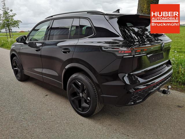 Volkswagen Tiguan 2.0 TDI 110 kW R-Line DSG Head Up Black 360 AHK 