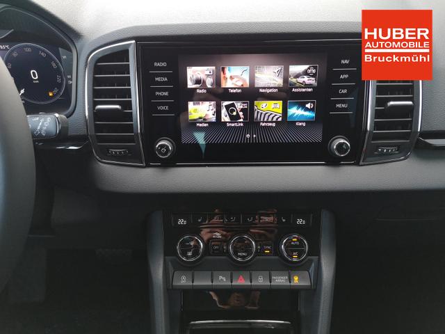 Skoda Karoq Selection 1.5 TSI DSG GV5 AHK Navi ACC 