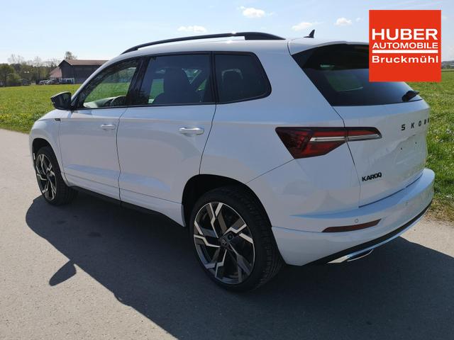 Skoda Karoq Sportline 2.0TDI DSG 4x4 AHK Matrix Pano Sound Leder 19 Zoll 