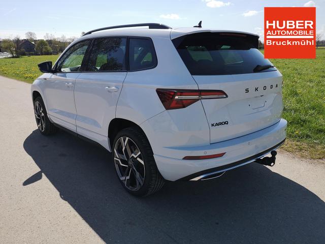 Skoda Karoq Sportline 2.0TDI DSG 4x4 AHK Matrix Pano Sound Leder 19 Zoll 