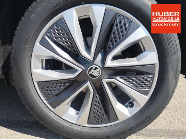 Skoda Karoq Selection 2.0 TDI DSG 4x4 GV5 AHK 18 Ladeb 