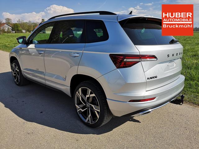 Skoda Karoq Sportline 2.0TDI DSG 4x4 AHK Matrix Pano Sound Leder 19 Zoll 