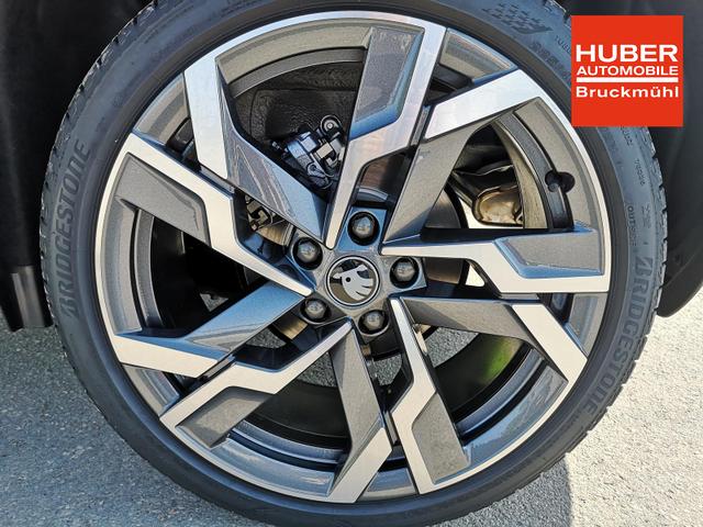 Skoda Karoq Sportline 2.0TDI DSG 4x4 AHK Matrix Pano Sound Leder 19 Zoll 