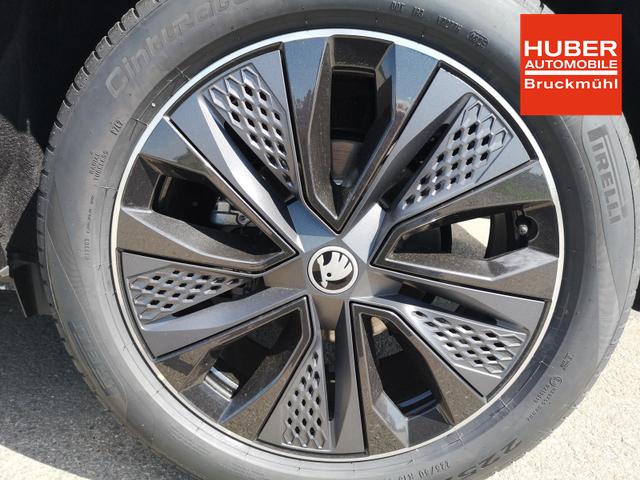 Skoda Karoq Sportline 2.0TDI DSG 4x4 AHK Matrix Navi ACC 