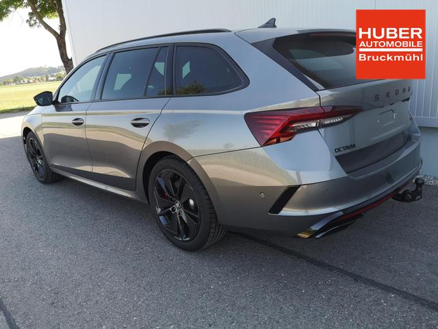 Skoda Octavia Combi 2.0 TSI 195 kW RS Kombi ABT 2.0TSI Pano Matrix Area AHK Sound GV5 
