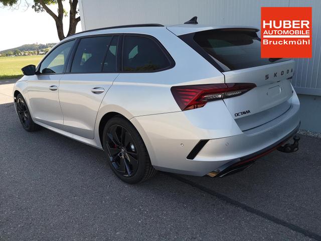 Skoda Octavia Combi 2.0 TSI 195 kW RS Kombi 2.0TSI Pano Matrix Area AHK Sound GV5 