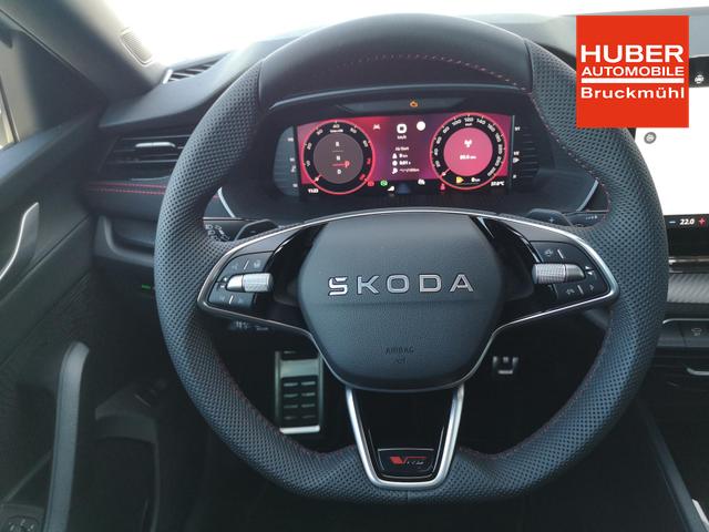 Skoda Octavia Combi 2.0 TSI 195 kW RS Kombi 2.0TSI Pano Matrix Area AHK Sound GV5 