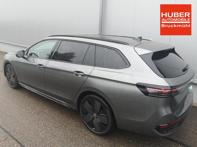 Volkswagen Passat Variant 2.0 TDI 142 kW 4Motion R-Line DSG Pano 19 Zoll Head Up AHK Navi 