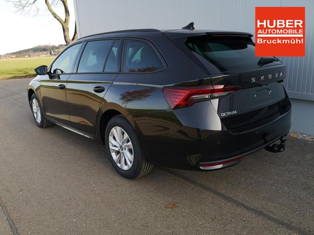 Skoda Octavia Combi 2.0 TDI 110 kW Selection Kombi DSG AHK Navi GV5 