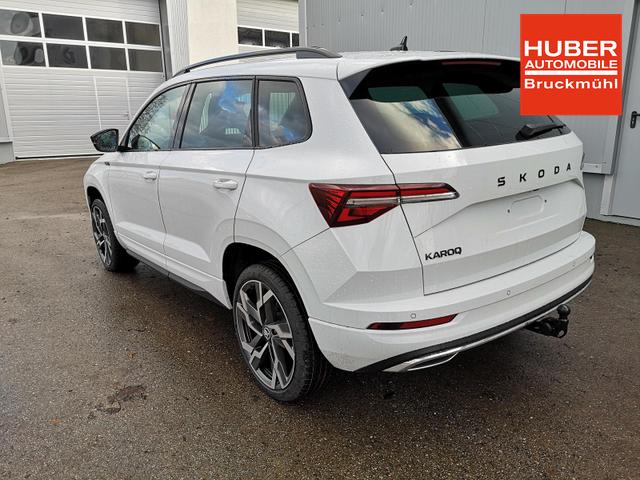 Skoda Karoq Sportline 2.0TDI DSG 4x4 AHK Matrix Leder 19 Zoll 